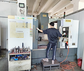 重慶數(shù)控機床和數(shù)控加工中心